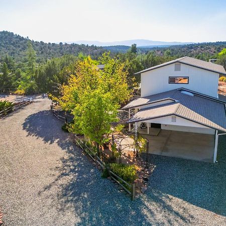 Serene Home- Sleeps 16 - Pet Friendly - Hot Tub - Pool -2 Kitchens! Sedona Exterior foto