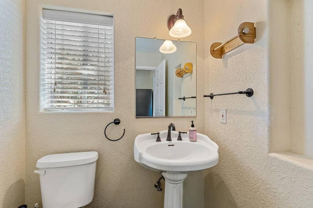 Serene Home- Sleeps 16 - Pet Friendly - Hot Tub - Pool -2 Kitchens! Sedona Exterior foto