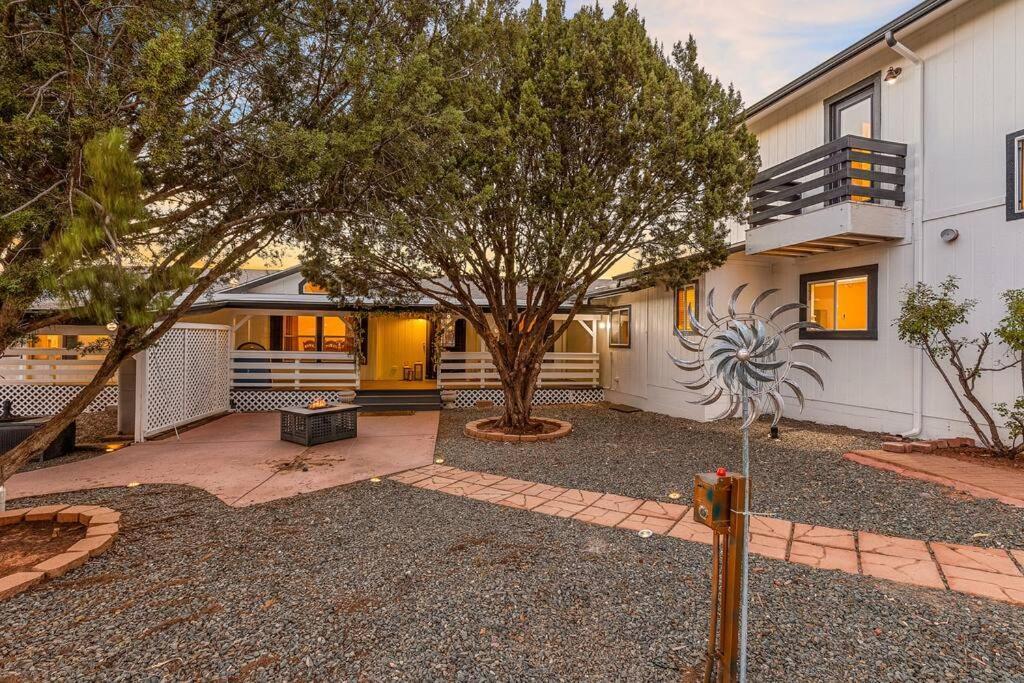 Serene Home- Sleeps 16 - Pet Friendly - Hot Tub - Pool -2 Kitchens! Sedona Exterior foto